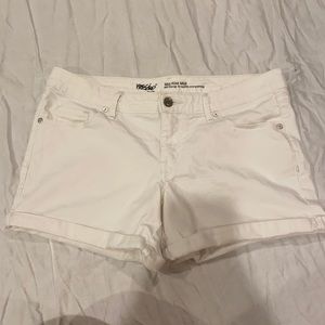 mossimo mid rise midi shorts